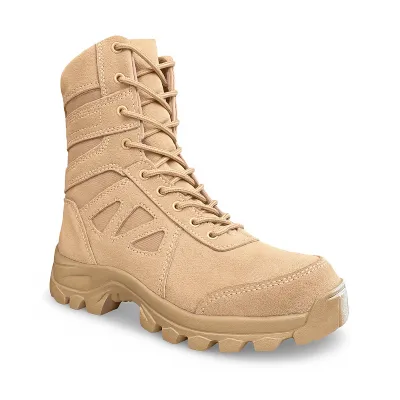 Calzado táctico color arena con suela reforzada Tenis industriales vs botas de seguridad: ¿cuál conviene más? Altura media.