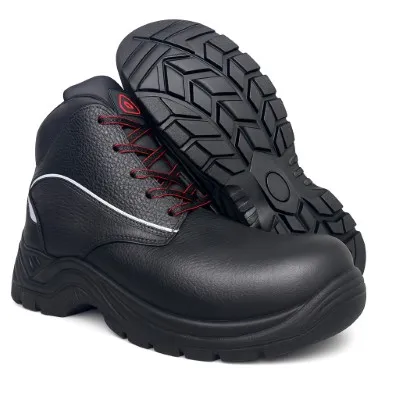 Zapatos de uso rudo que representan la importancia de ¿Por qué comprar directo a un fabricante de calzado industrial?